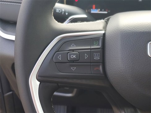 New 2025 Jeep Grand Cherokee L Laredo image 23