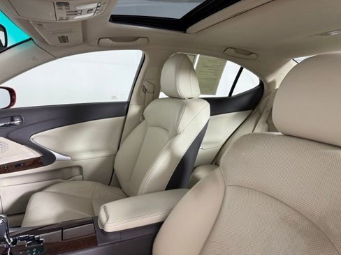 Used 2011 Lexus IS 250 image 6
