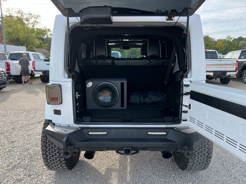 Used 2017 Jeep Wrangler Unlimited Sahara w/ Max Tow Package image 17