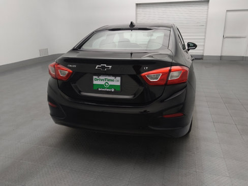 Used 2018 Chevrolet Cruze LT w/ Convenience Package image 7