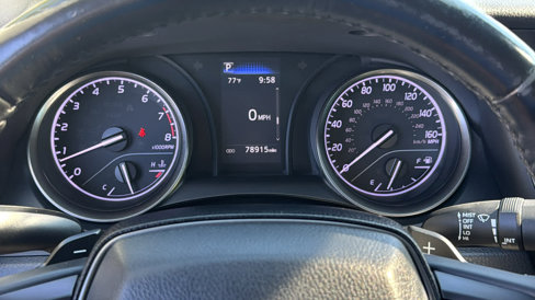 Used 2023 Toyota Camry SE image 14