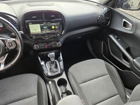 Used 2020 Kia Soul EX image 15