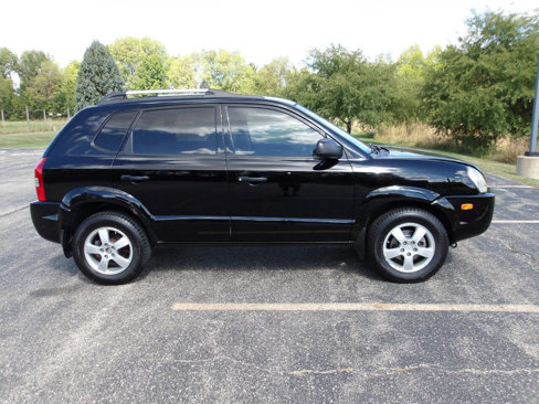 Used 2008 Hyundai Tucson GLS image 2
