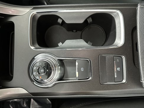 Used 2018 Ford Fusion SE w/ Fusion SE Technology Package image 21
