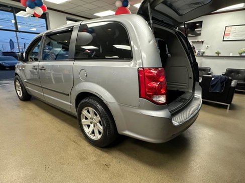 Used 2014 Dodge Grand Caravan American Value Package image 21