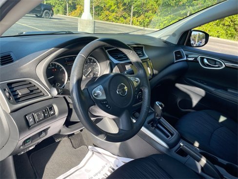 Used 2019 Nissan Sentra SV image 10