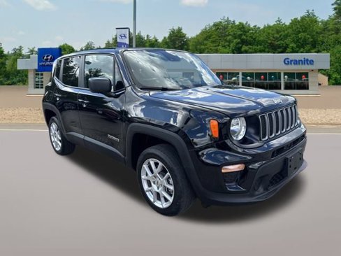 Used 2023 Jeep Renegade Latitude image 5
