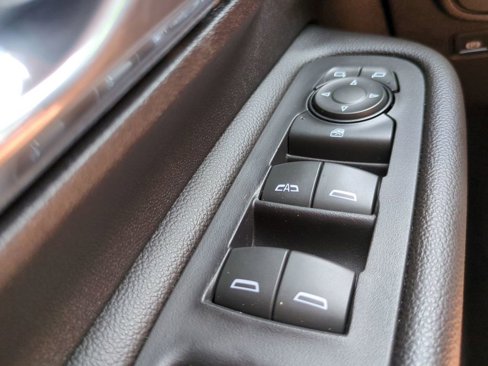 Used 2020 GMC Terrain SLT w/ Preferred Package image 23