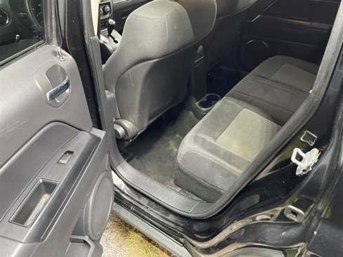Used 2011 Jeep Patriot Sport w/ PWR Value Group image 8