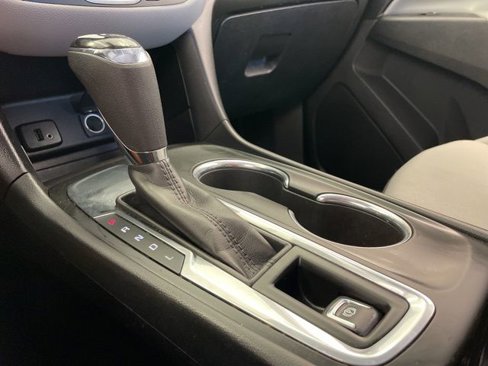 Used 2018 Chevrolet Equinox LS image 22
