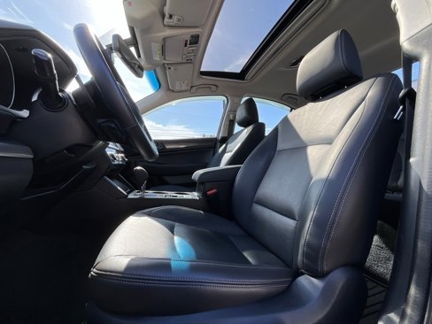 Used 2017 Subaru Legacy 2.5i Limited image 10