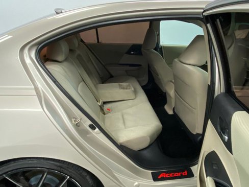 Used 2016 Honda Accord LX image 35