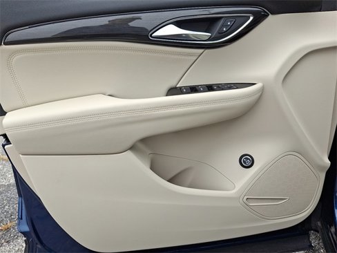 Used 2022 Buick Envision Preferred image 10