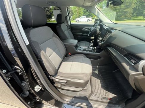Used 2021 Chevrolet Traverse LT image 29