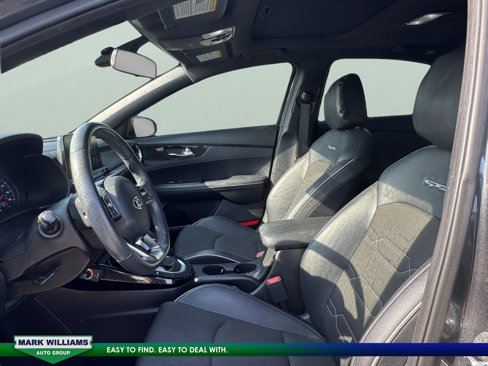 Used 2020 Kia Forte GT-Line w/ GT-Line Premium Package image 6