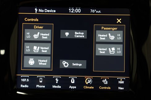 Used 2019 Jeep Cherokee Overland w/ Technology Group image 26