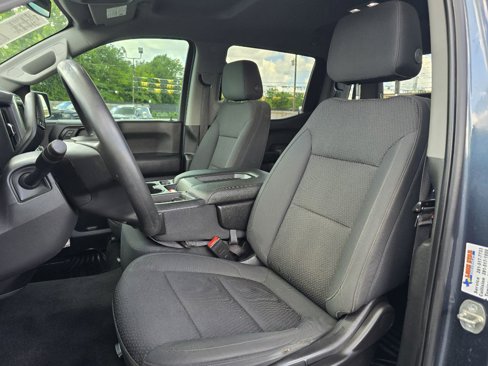 Used 2020 Chevrolet Silverado 1500 Custom w/ Custom Value Package image 11