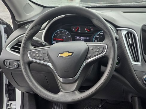 Used 2023 Chevrolet Malibu LT image 25