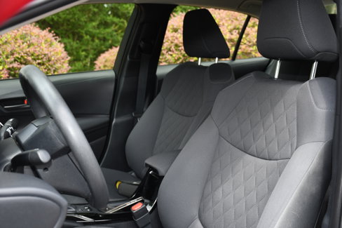 Certified 2022 Toyota Corolla LE image 11