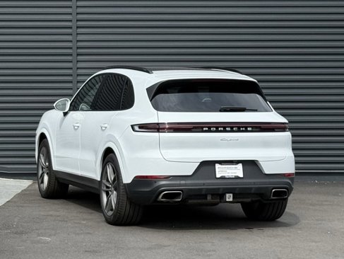 Certified 2024 Porsche Cayenne image 3