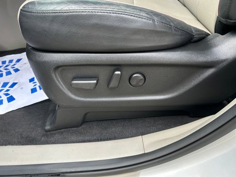 Used 2019 Kia Sedona EX image 12
