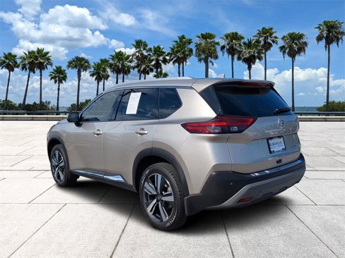 Used 2021 Nissan Rogue SL image 5