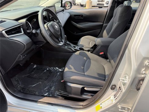 Used 2022 Toyota Corolla LE image 20