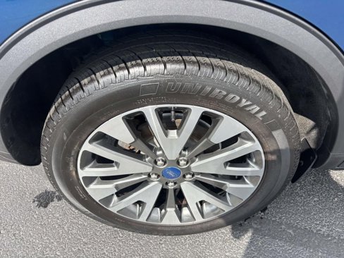 Certified 2020 Ford Escape Titanium image 12
