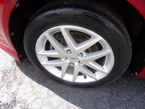 Used 2012 Ford Fusion SEL image 12