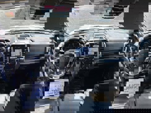 Used 2017 Ford F150 Lariat image 16