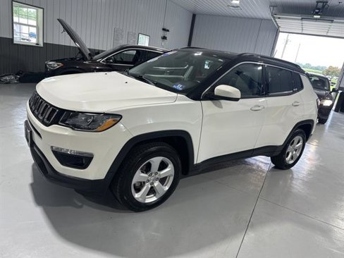 Used 2019 Jeep Compass Latitude w/ Popular Equipment Group image 3
