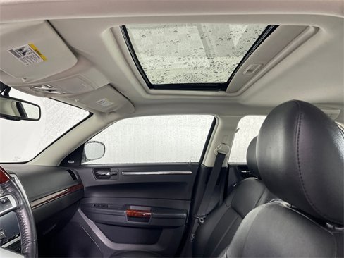 Used 2008 Chrysler 300 Limited image 16