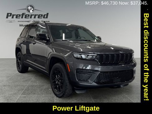 New 2025 Jeep Grand Cherokee Altitude image 3