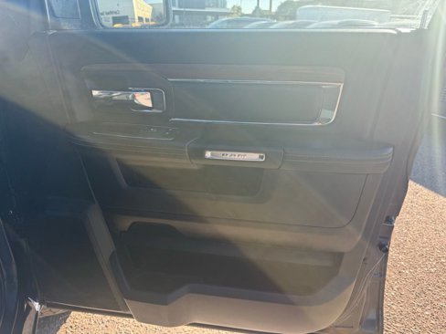 Used 2015 RAM 1500 Laramie w/ Convenience Group image 30