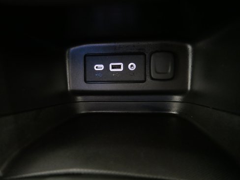 Used 2021 Chevrolet Equinox LT image 30