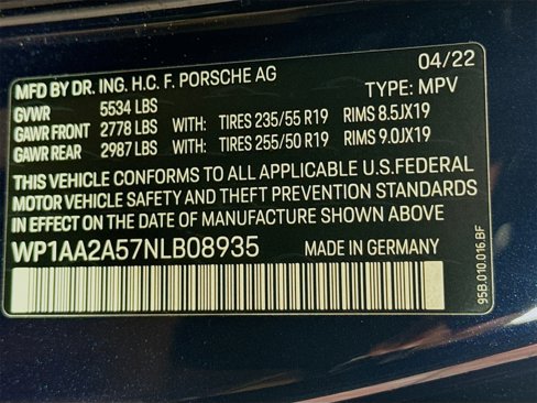 Certified 2022 Porsche Macan image 26