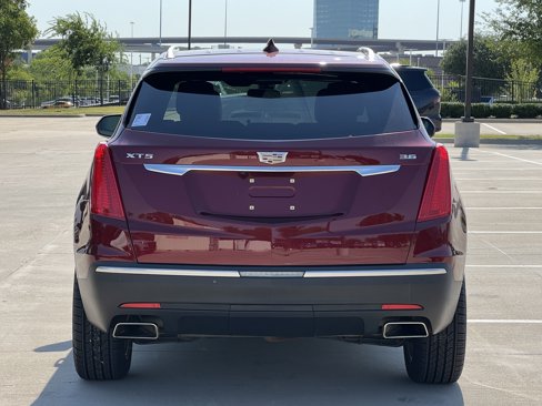 Used 2018 Cadillac XT5 Premium Luxury image 8