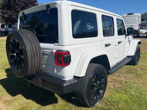 Used 2021 Jeep Wrangler Unlimited Sahara w/ Cold Weather Group image 8