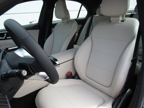 New 2025 Mercedes-Benz C 300 4MATIC Sedan image 11