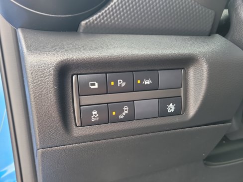 Used 2021 Nissan Kicks S w/ Interior Electronics Package image 31