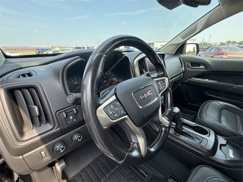 Certified 2020 GMC Canyon Denali image 11
