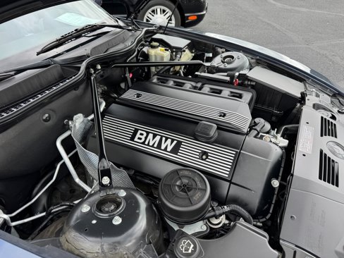Used 2003 BMW Z4 2.5i image 32