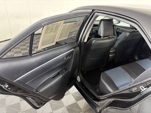 Used 2015 Toyota Corolla S image 25