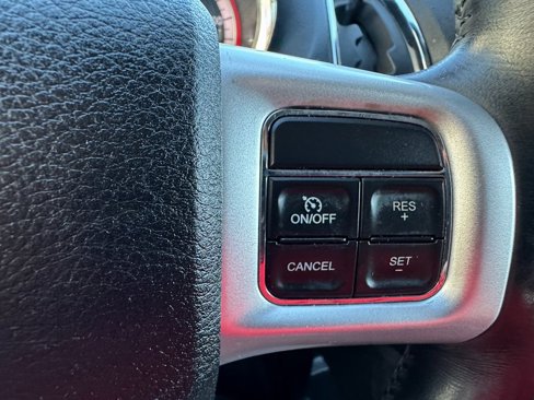 Used 2019 Dodge Grand Caravan GT image 16