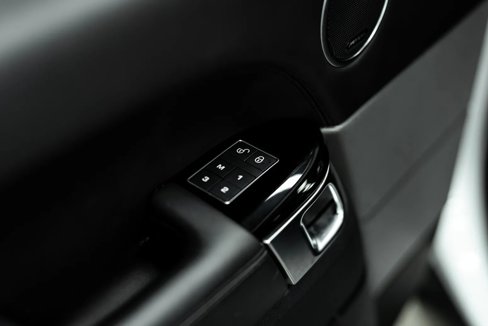 Used 2018 Land Rover Range Rover Sport Supercharged image 37