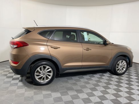 Used 2016 Hyundai Tucson SE w/ Option Group 12 image 19
