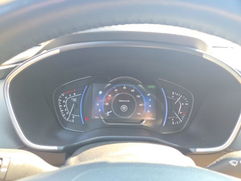 Used 2019 Hyundai Santa Fe FWD image 11
