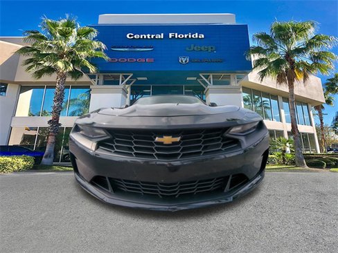 Used 2019 Chevrolet Camaro LT image 3