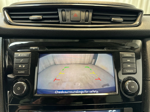 Used 2020 Nissan Rogue SV image 15