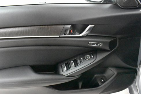 Used 2022 Honda Accord EX-L image 19